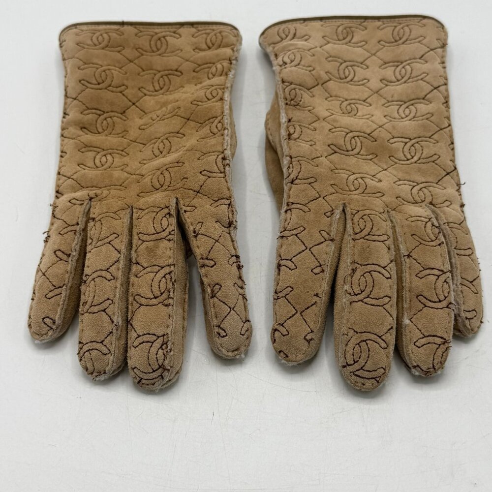 CHANEL 2020 New Sheepskin Shearling Fur Suede unisex Gloves CC Logo Sz.7